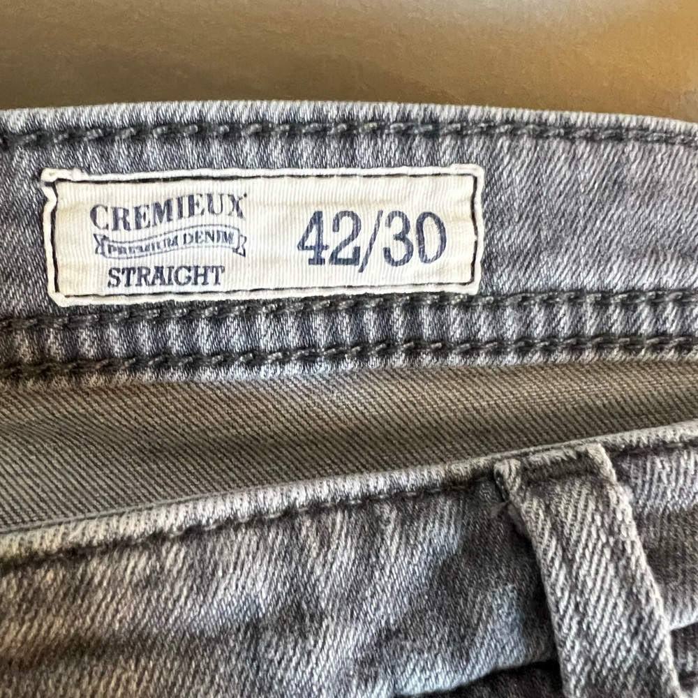 Daniel Cremieux denim straight fit 42x30.